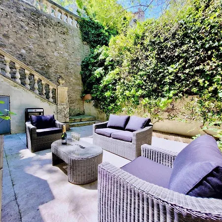 Superbe Centre-ville Avec Clim Parking & Terrasse *