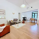 Superbe Centre-ville Avec Clim Parking & Terrasse * モンペリエ