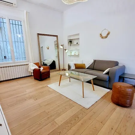 Apartment Superbe Centre-ville Avec Clim Parking & Terrasse Montpellier